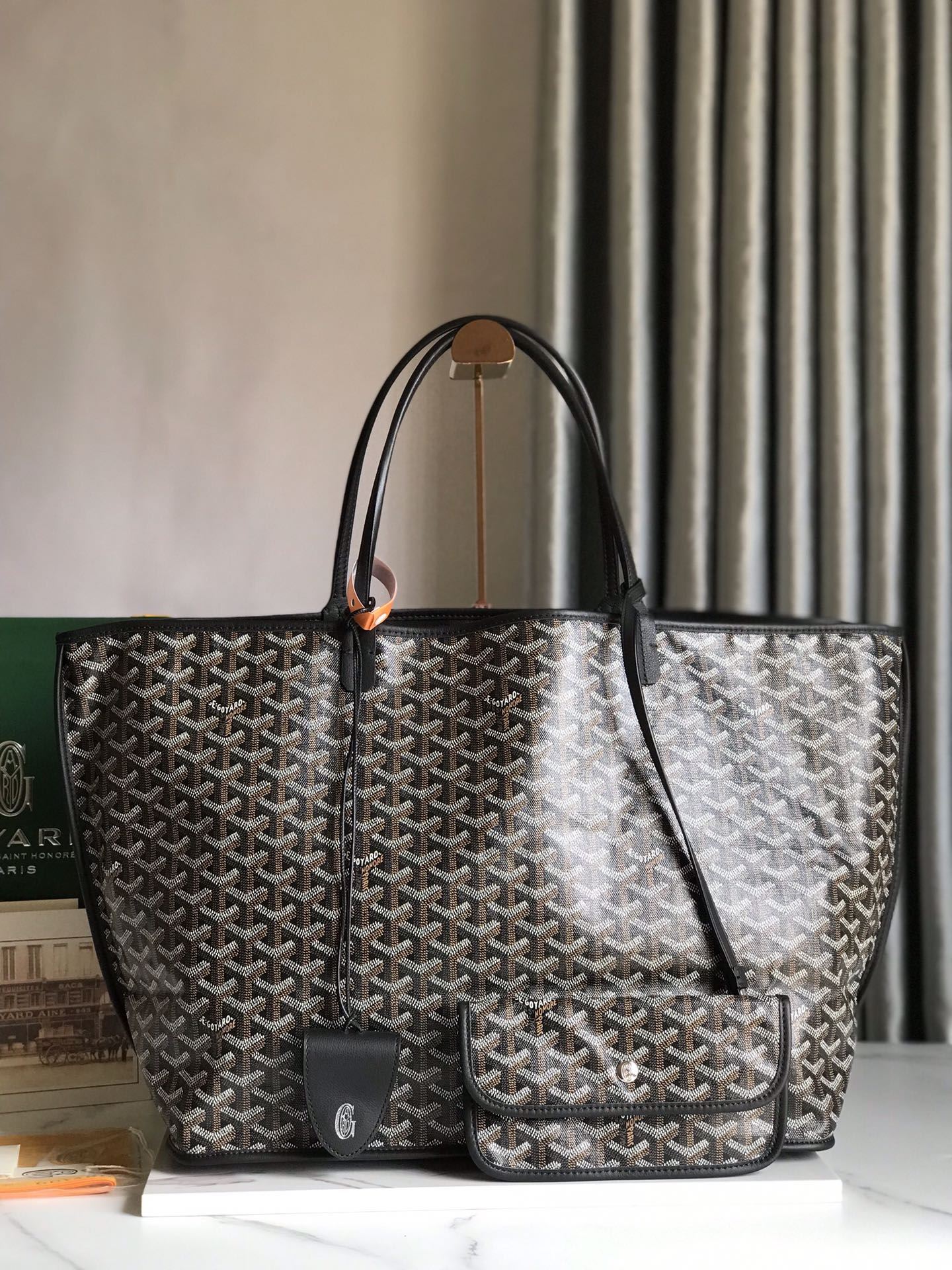 Goyard Shopping Bags